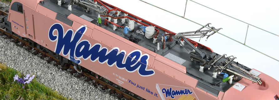 Kato HobbyTrain Lemke RA1006 - Slovenian Electric Advertising